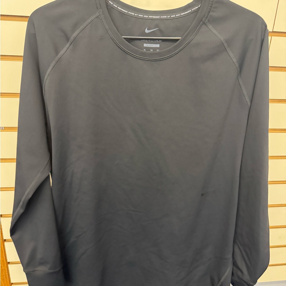 Nike Men's Dark Gray Long Sleeve Tee high performance Nike pro